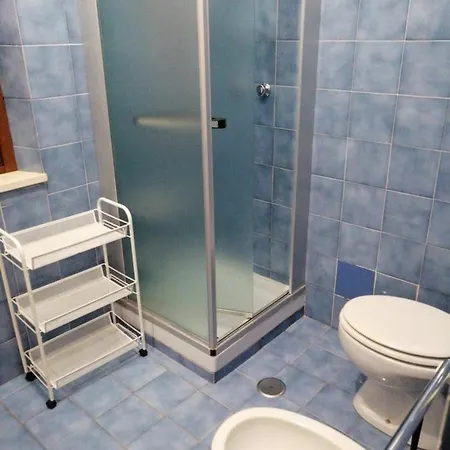 Guscio Int 38 Apartment *