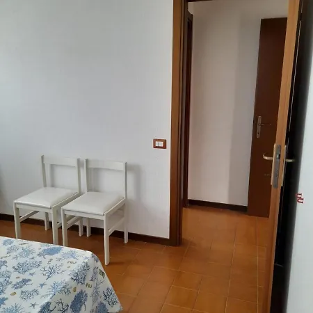 Guscio Int 38 Apartment *